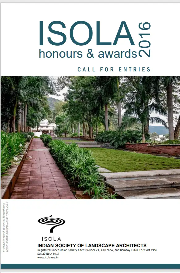 Ar.Sushma Jeyakumar and Ar.Jeyakumar receiving the prestigious ISOLA National Design Award 2015.